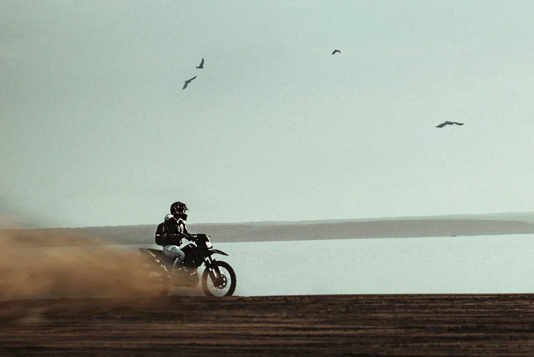 Is it safe to ride a motorcycle with old tyres?