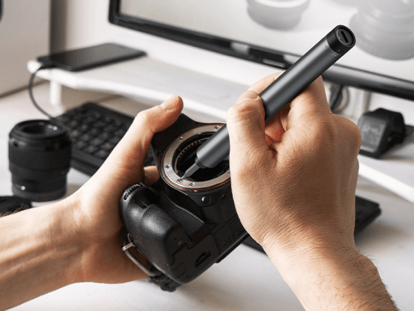 Left-Handed Logic: Evaluating Symmetrical Tool Interfaces